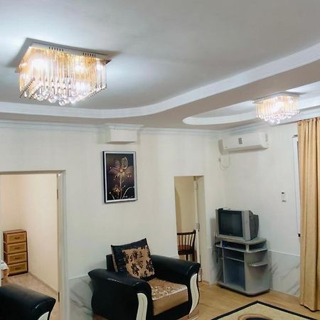 Apartment On Saakadze Batumi Zewnętrze zdjęcie