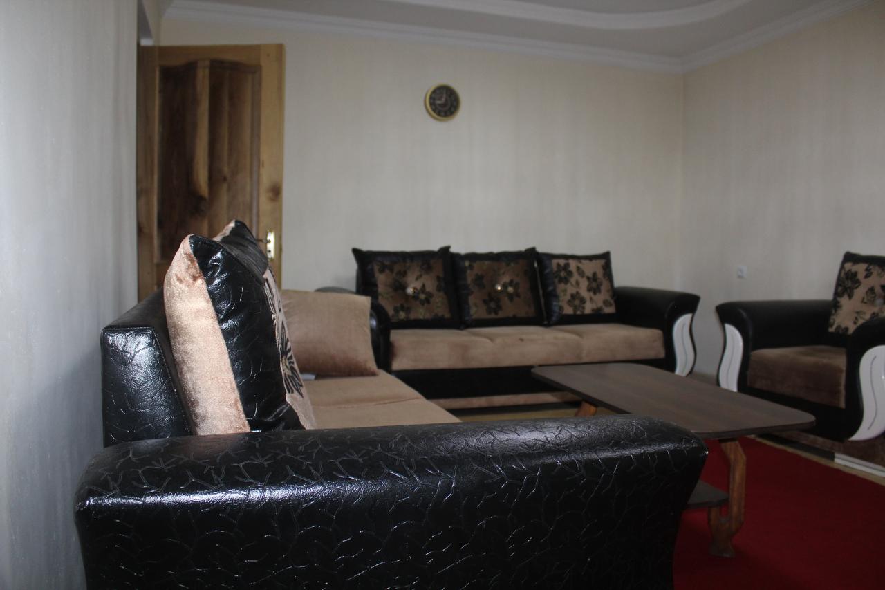 Apartment On Saakadze Batumi Zewnętrze zdjęcie
